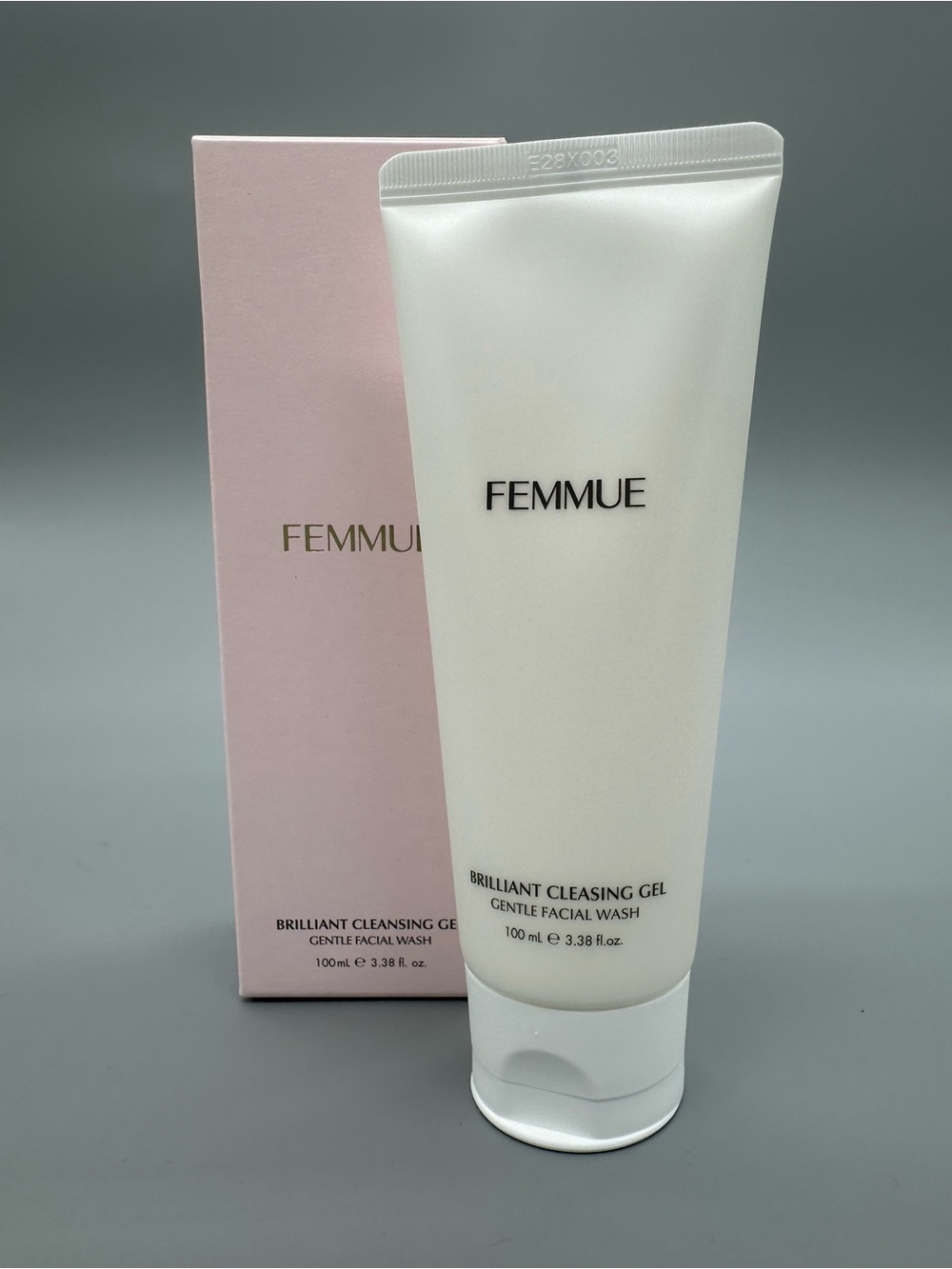 Femmue Brilliant Cleansing Gel